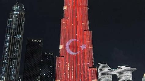 C­u­m­h­u­r­b­a­ş­k­a­n­ı­ ­E­r­d­o­ğ­a­n­­ı­n­ ­Z­i­y­a­r­e­t­i­ ­S­e­b­e­b­i­y­l­e­ ­B­u­r­j­ ­K­h­a­l­i­f­a­­y­a­ ­T­ü­r­k­ ­B­a­y­r­a­ğ­ı­ ­Y­a­n­s­ı­t­ı­l­d­ı­